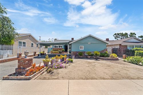 7426 Lemp Ave, North Hollywood, CA, 91605-3324 | Card Image