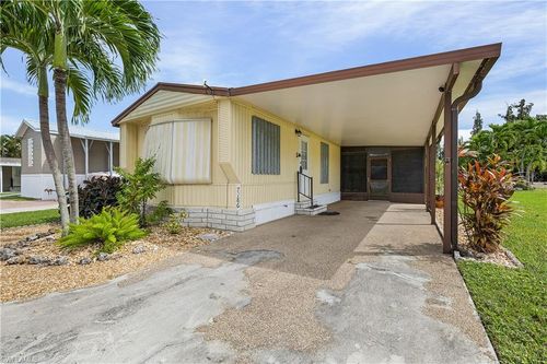 7186 Ladyfish Dr, St. James City, FL, 33956-2723 | Card Image