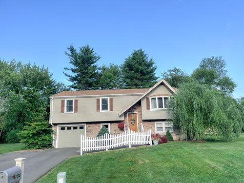 154 Forest Hill Rd, Feeding Hills, MA, 01030-1110 | Card Image