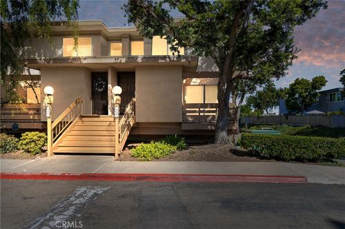 unit-24-2670 Worden St, San Diego, CA, 92110-5857 | Card Image