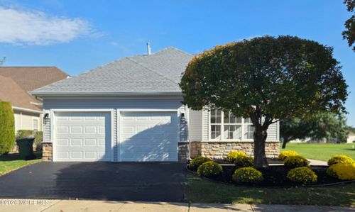 29 Arcadia Dr, Manchester, NJ, 08759-6160 | Card Image