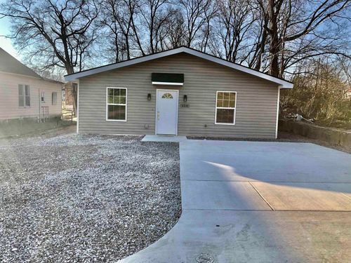 404 Gaines Ave, Hot Springs, AR, 71901-6252 | Card Image