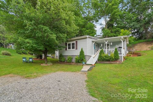 69 Devlin St, Canton, NC, 28716-3601 | Card Image