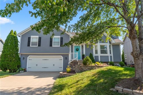 1700 N Sunset St, Olathe, KS, 66061-7107 | Card Image