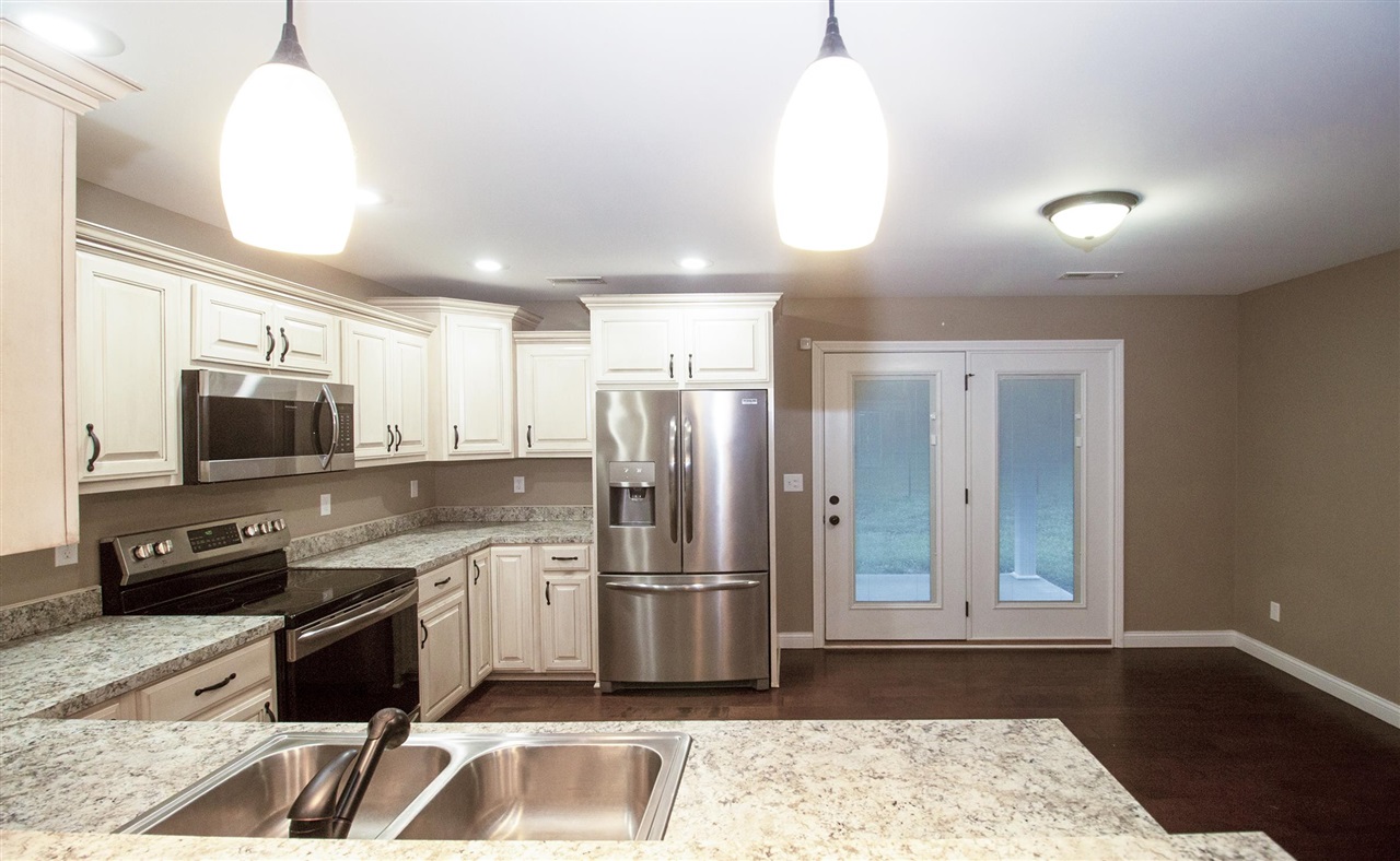 Residential in Mount Washington 4