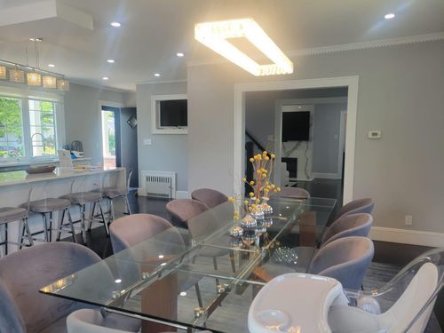 9 Hill Ct, Malba, NY, 11357-2363 | Card Image