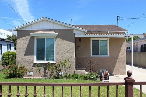 10624 S Burl Ave, Inglewood, CA, 90304-1723 | Card Image