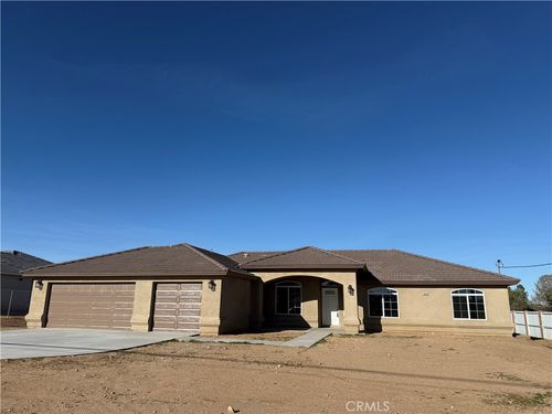 16506 Cactus St, Hesperia, CA, 92345-5993 | Card Image