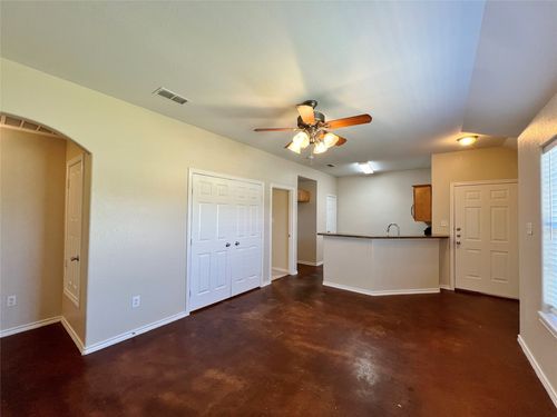 124 Sunburst Ct, Weatherford, TX, 76087-8911 | Card Image