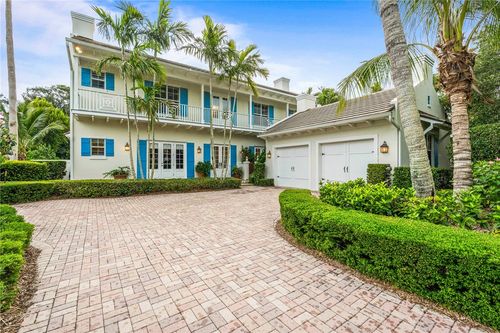 121 Palm Island Ln, Vero Beach, FL, 32963-3955 | Card Image