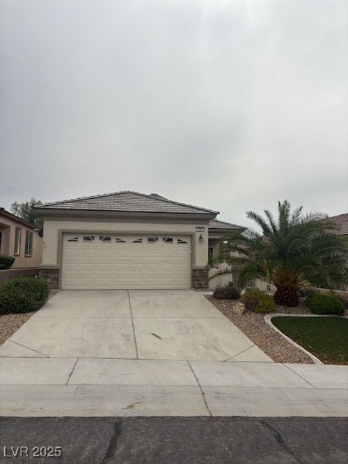 2561 Cosmic Dust St, Henderson, NV, 89044-1597 | Card Image