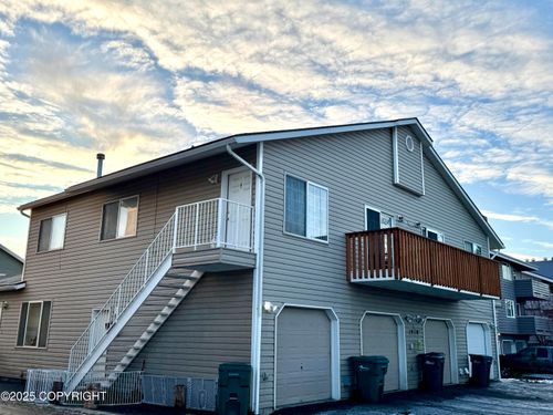 1910 Congress Circle, Anchorage, AK, 99507 | Card Image