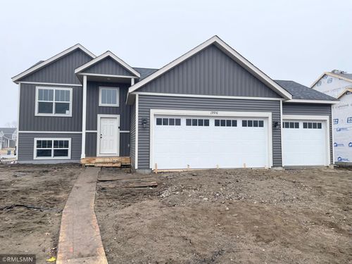 19951 Enfield Ave N, Forest Lake, MN, 55025-8068 | Card Image