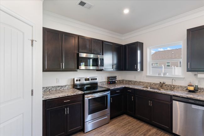 617 Tines Dr, House other with 3 bedrooms, 3 bathrooms and 2 parking in Shelbyville TN | Image 11