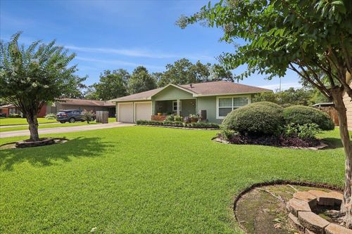 4720 Ebonwood Ln, Beaumont, TX, 77706-2712 | Card Image