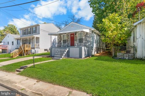 1103 61st Ave, Fairmount Heights, MD, 20743-1405 | Card Image