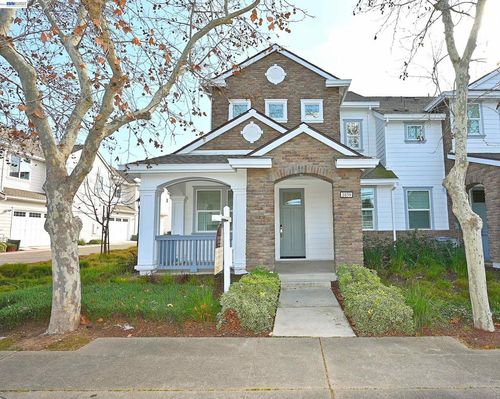 1059 Catalina Dr, Livermore, CA, 94550-6476 | Card Image