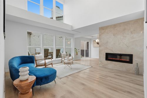 17118 Planters Row, Addison, TX, 75001-5038 | Card Image