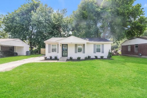 1727 Merrycrest Dr, Memphis, TN, 38111-7830 | Card Image