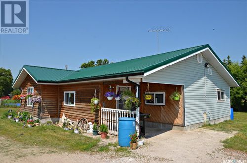 200 Veterans Rd, Harris, SK, S0L | Card Image