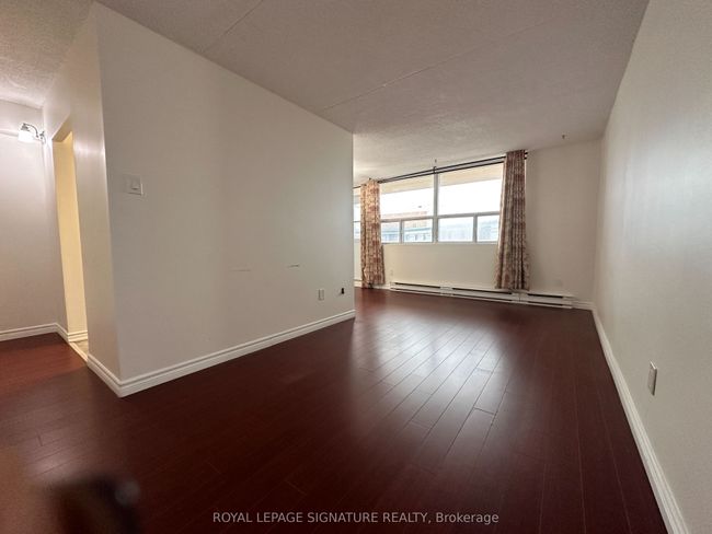 1002 - 207 Galloway Rd, Condo with 2 bedrooms, 1 bathrooms and null parking in Scarborough ON | Image 8