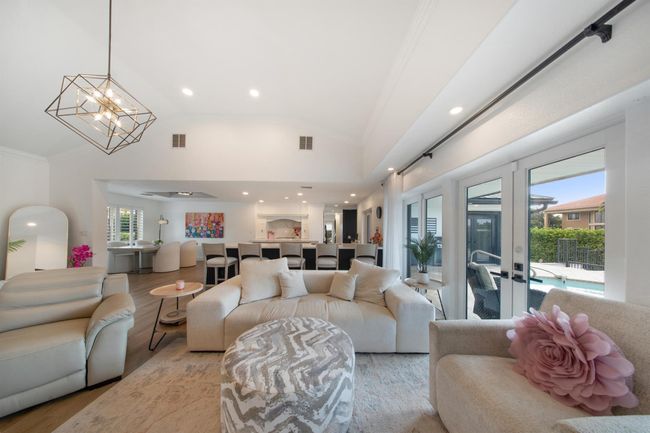 4030 Ne 25 Th Ave, House other with 3 bedrooms, 3 bathrooms and null parking in Lighthouse Point FL | Image 7