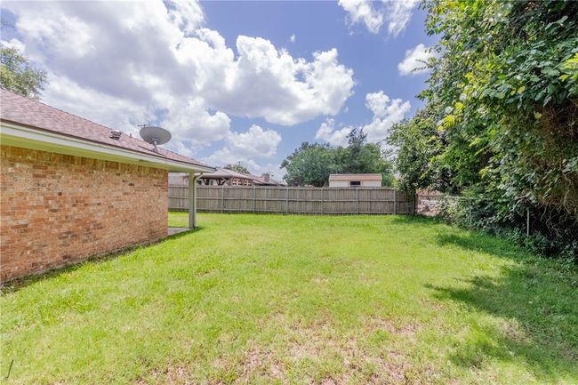 923 N Hull St, House other with 3 bedrooms, 2 bathrooms and null parking in Caldwell TX | Image 21