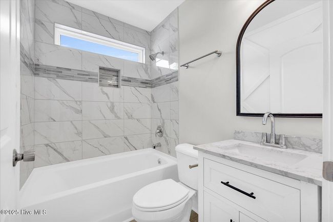 803 S 14 Th St, House other with 2 bedrooms, 1 bathrooms and null parking in Wilmington NC | Image 17