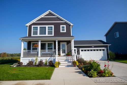 10593 Sugar Hill Dr, Holland, MI, 49423-9294 | Card Image