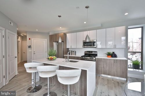 apt-2n-1540 Ridge Ave, PHILADELPHIA, PA, 19130-2388 | Card Image