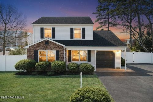 21 Queen Ann Rd, Brick, NJ, 08723-7302 | Card Image