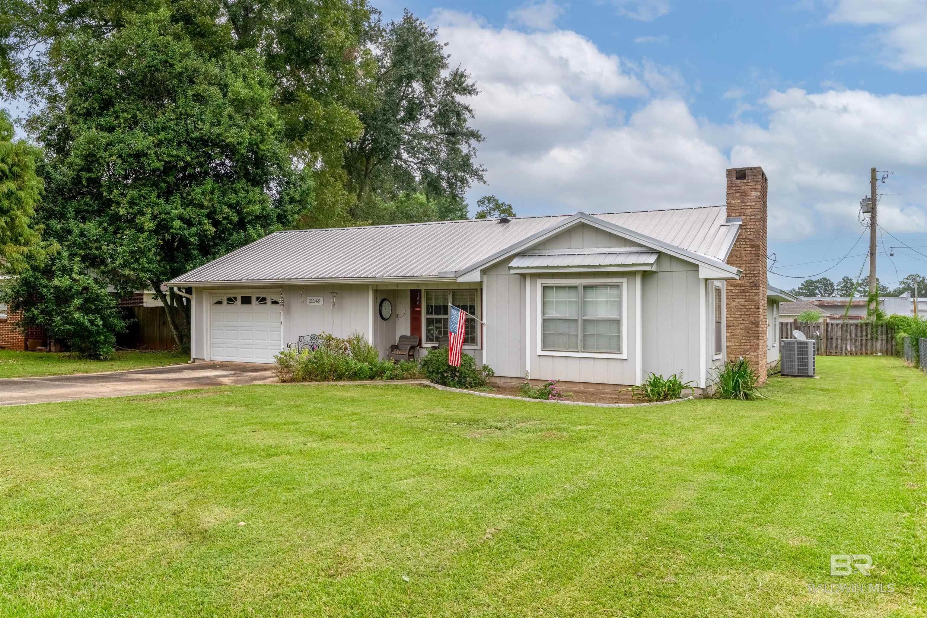 Kendrick Ln, Robertsdale, AL 36567