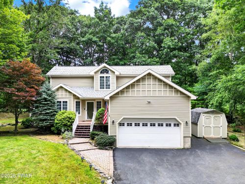 138 Eastwood Dr, Greentown, PA, 18426-7636 | Card Image