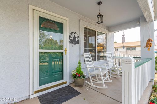 2207 W Hayward Ave, Phoenix, AZ, 85021-6830 | Card Image