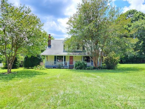 14209 Lucia Riverbend Hwy, Mount Holly, NC, 28120-9700 | Card Image