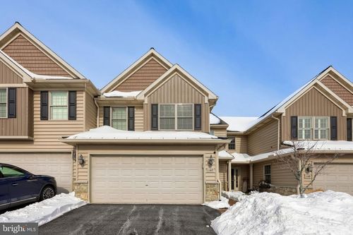 147 Fieldcrest Ln, EPHRATA, PA, 17522-2916 | Card Image