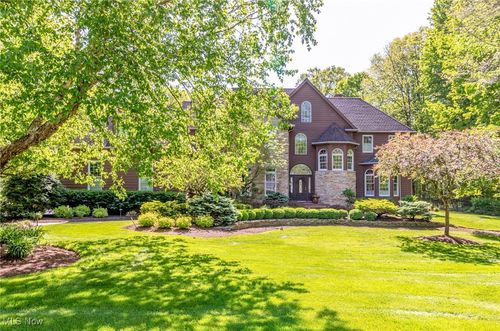 260 Grey Fox Run, Bentleyville, OH, 44022-3398 | Card Image