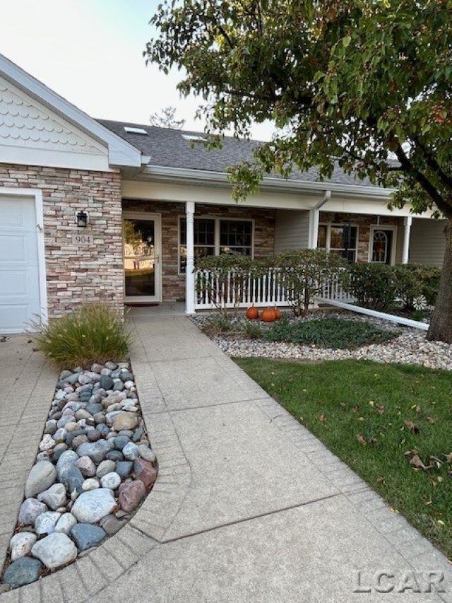 Evergreen Ln, Mason, MI 48854