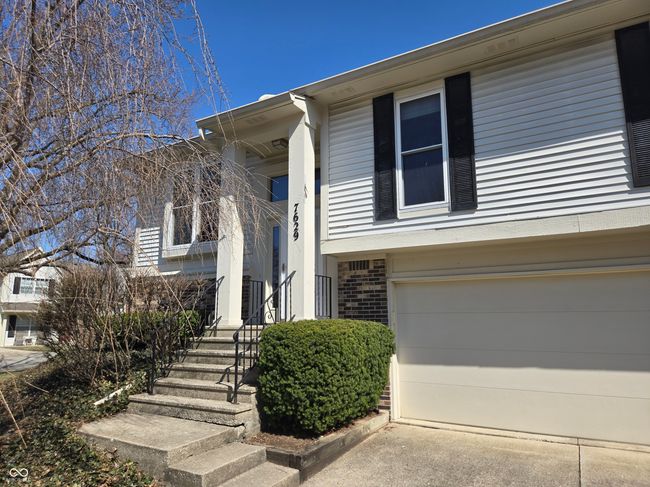 7629 Farm View Cir W, Condo with 2 bedrooms, 2 bathrooms and null parking in Indianapolis IN | Image 5