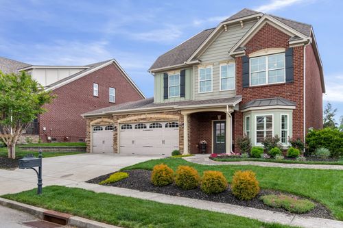 2516 Westerham Way, Thompsons Station, TN, 37179-5401 | Card Image