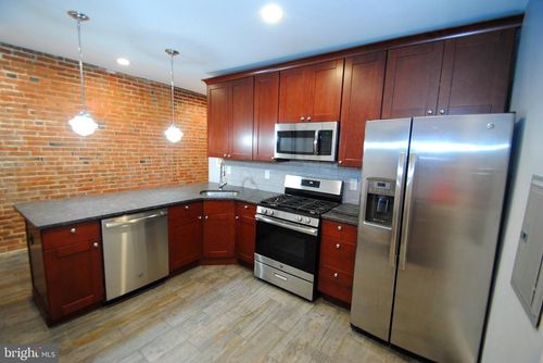 4-241 High St, BURLINGTON, NJ, 08016-4409 | Card Image