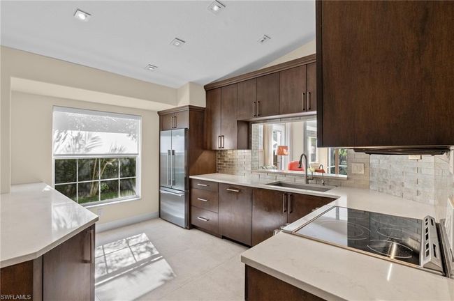 14806 Sterling Oaks Dr, House other with 2 bedrooms, 2 bathrooms and 1 parking in NAPLES FL | Image 4