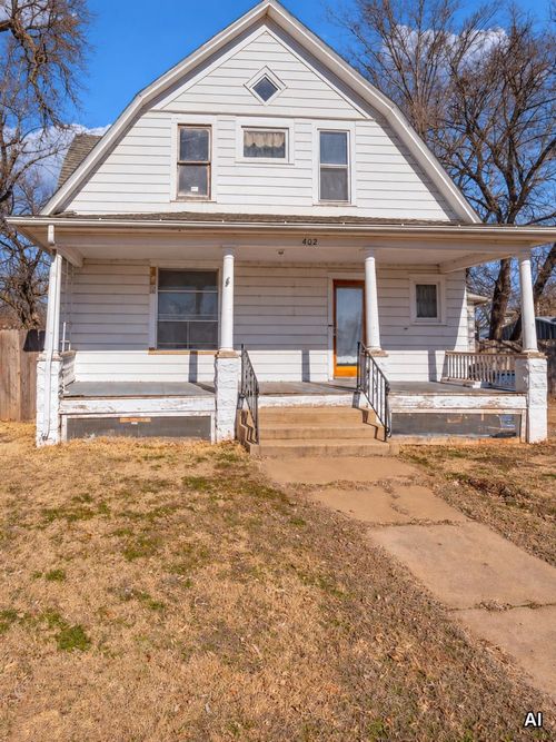402 E B, Kingman, KS, 67068 | Card Image