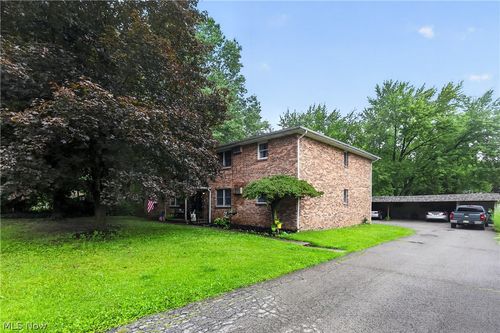 674 Cook Ave, Youngstown, OH, 44512-2408 | Card Image
