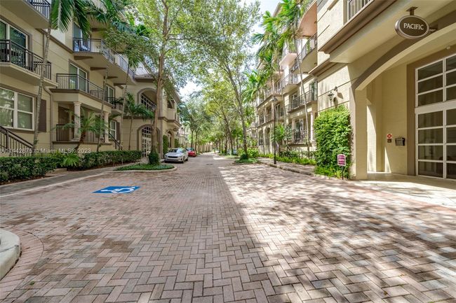 APT-305 - 2633 Ne 14 Th Ave, Condo with 2 bedrooms, 2 bathrooms and null parking in Wilton Manors FL | Image 27