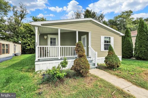 137 Madge Dr, LANCASTER, PA, 17603-4051 | Card Image