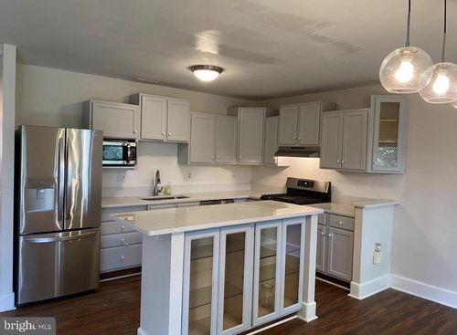 101-609 Oakland Hills Ct, ARNOLD, MD, 21012-2460 | Card Image