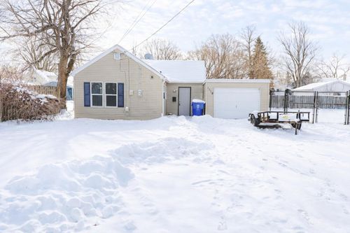 1519 E Harriet St, APPLETON, WI, 54915-2735 | Card Image