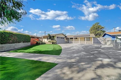 13611 Cypress St, Garden Grove, CA, 92843-3230 | Card Image