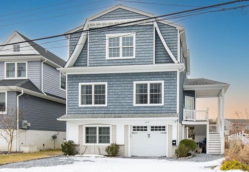 107 W Grant St, West Cape May, NJ, 08204-1056 | Card Image